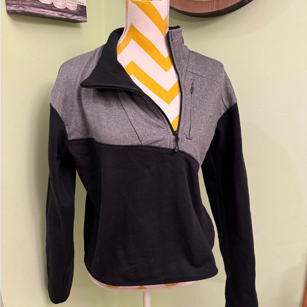 Columbia Women’s Lodge Hybrid Pullover